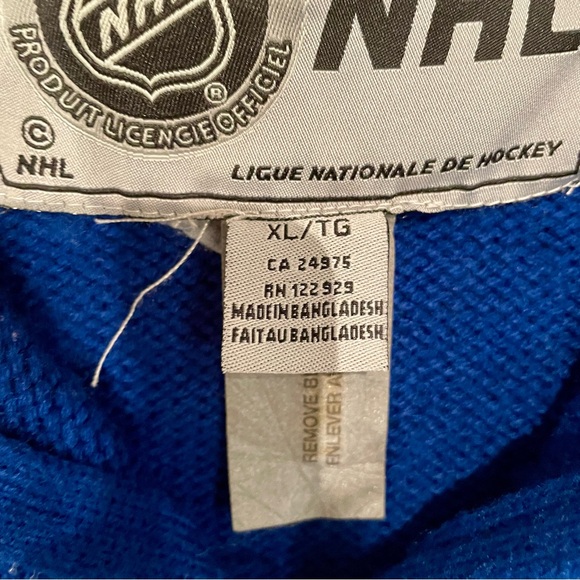 Toronto Maple Leafs Cozy Sweater - Picture 7 of 11